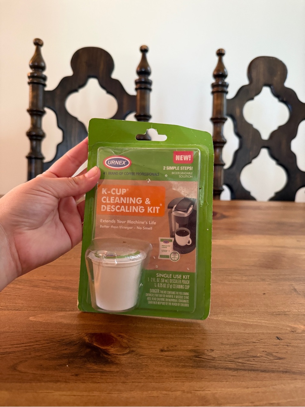 Urnex K-Cup Cleaning & Descaling Kit - White & Green